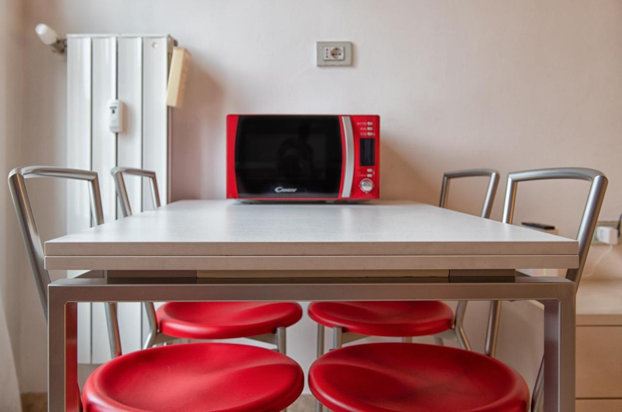 Studio Lunigiana Milano Stazione Milano Eksteriør billede